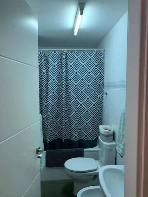 Apartamento En Carihuela Lägenhet Torremolinos Exteriör bild
